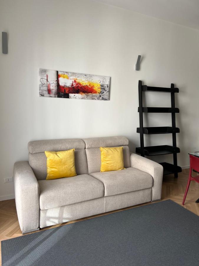 Milano: Incantevole Appartamento In Pieno Centro - Fancy Yellow Apartments Exterior foto